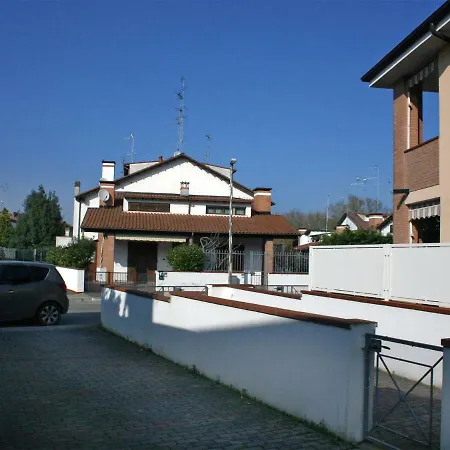 Сasa de vacaciones Holiday Meraville Lido delle Nazioni